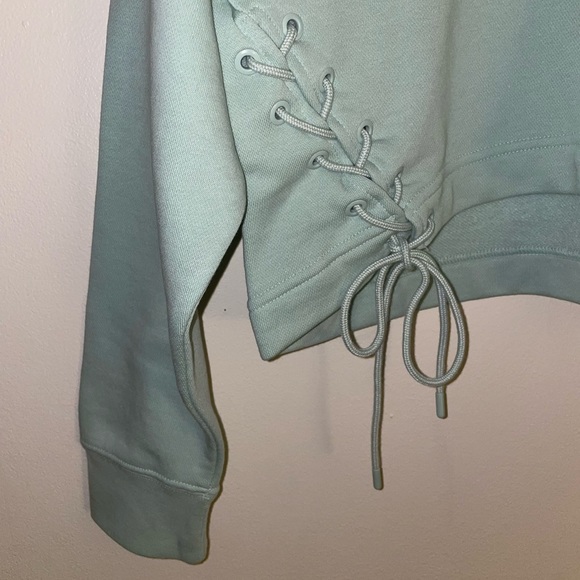 Women’s Nike sweatshirt - Picture 2 of 4